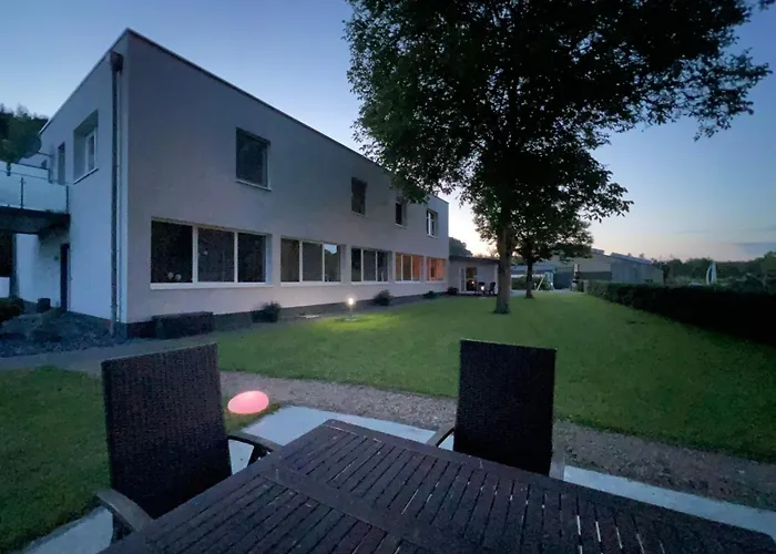 Am Radweg By Interhome דירה Pittenbach